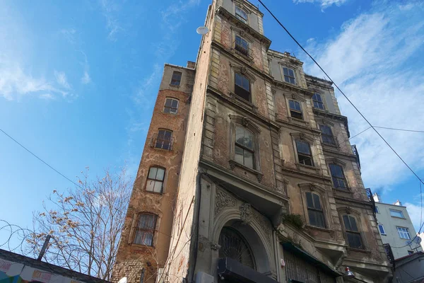 Eski Taihi renkli evleri.