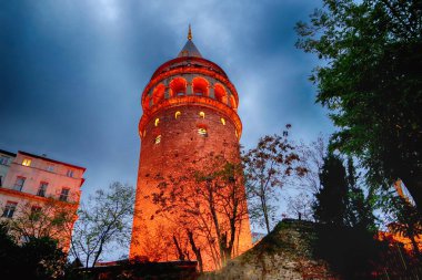 Galata Kulesi, Beyoğlu, Istanbul, shakiradovileİL Galata Kulesi Istanbul Galata bölgesinde bulunan kulesidir. 528 inşa edilen bina şehrin en önemli sembollerinden biridir. Istanbul Boğaz ve Haliç-ebilmek var olmak görüş içinde kuleden