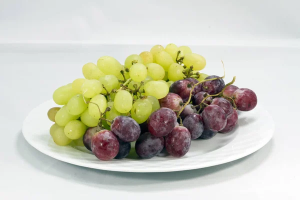 Plate Yellow Black Grapes — Stock Photo, Image