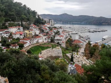 Fethiye, Muğla, Türkiye'de liman ve tarihi açık hava tiyatrosu