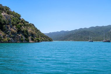 2. yüzyılda meydana gelen depremlerde yıkılan Dolkisthe Antik Kenti'nin batık gemi enkazlarının bulunduğu Kekova