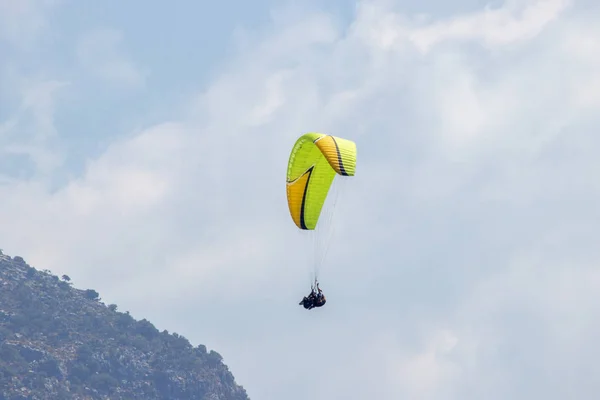 Parapente Oludeniz Fethiye Turquia — Fotografia de Stock