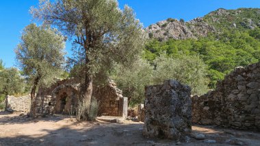 Olimpos, antik Lycia, Antalya, Türkiye 'nin en nemli liman kentlerinden biri.