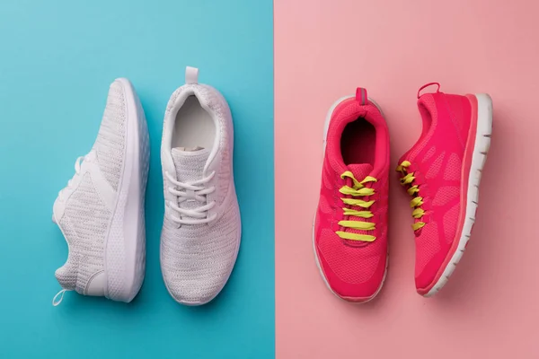 A studio shot of running shoes on bright color background. Flat lay. — Stock Photo, Image