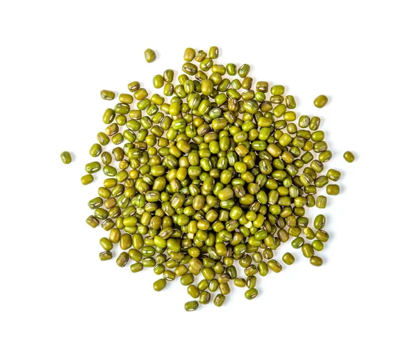 Frijoles verdes / frijoles mung verdes aislados sobre fondo blanco.Top v — Foto de Stock