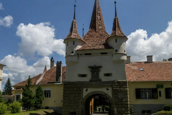 Πύλη Της Αικατερίνης Στην Παλιά Πόλη Μπράσοφ Τρανσυλβανία Ρουμανία Θερινή — Φωτογραφία Αρχείου