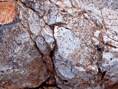 Doğal soyut kaya tarafından çöl vernik renkli. Apache iz Arizona'da Roosevelt gölün batısında bulunan.