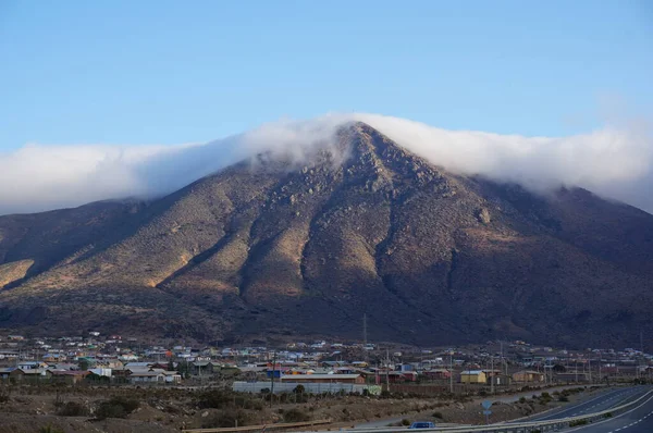Linda Vista paisaje a lo lejos montaa to cando sus nubes