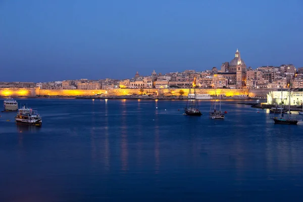 Valletta Grand Harbour Sliema üzerinden erken sabah şafak