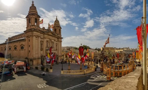 Marsa Malta Maj 2018 Panoramautsikt Över Festligt Dekorerade Square Med — Stockfoto