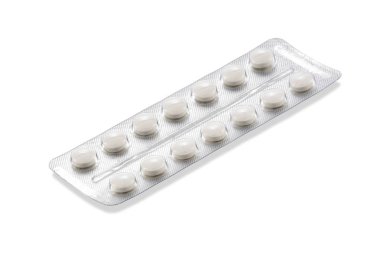 Beyaz kırpma yoluyla izole hap paketi