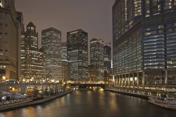 시카고 강 밤 — 스톡 사진