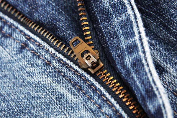 Modré džíny zip zip detail s výběrovým ostřením — Stock fotografie