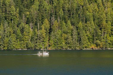 Inside Passage, Bc, Kanada - 13 Eylül 2018: Alki, Tacoma, Washington, ABD 1925'te inşa bir Alaska balık avcısı.