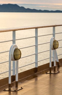 Deniz cruise gemi güverte aydınlatma metal ve pirinç dış armatürleri.