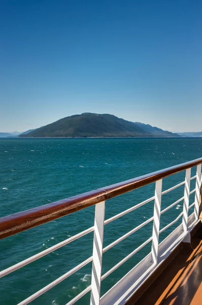 Vista de Icy Point, num dia de vento claro e ensolarado. Perto de Juneau, Alasca, EUA . — Fotografia de Stock