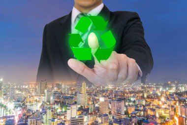 geri dönüşüm kavramı sembol çevre dokunmadan dokunmatik ekran