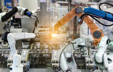 Elektronik parçalar üretimi endüstriyel robot mekanik kol