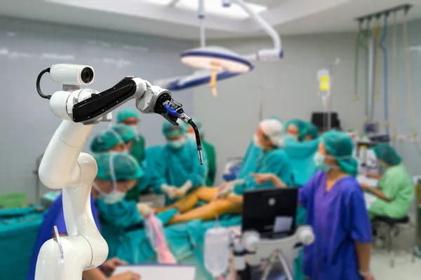 人間の代替医療ロボット アーム — ストック写真