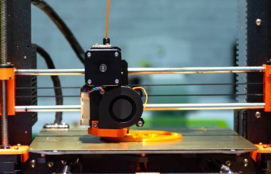 İmalat Sanayi otomatik plastik üretim makineleri şekillendirme makinesi