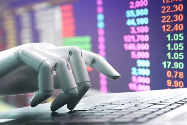 Sohbet etmek robot el bilgisayar klavye tuşuna basarak girin kukla piyasada yatırım