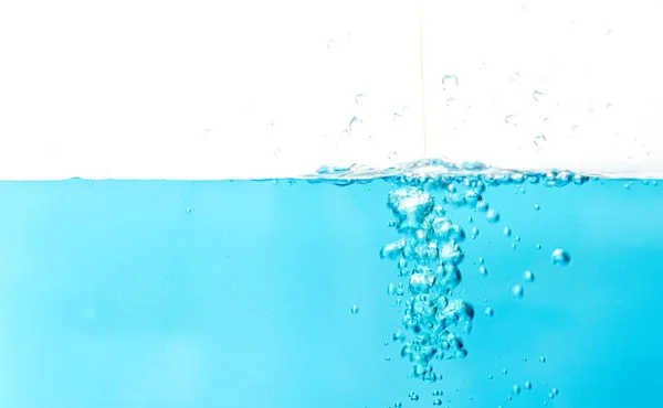 Vatten Stänk Med Bubblor Luft Blått Vatten Våg Fefreshing Abstrakt — Stockfoto