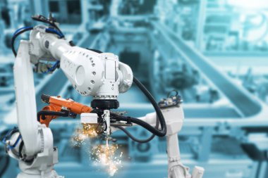 Robot silahlar, endüstriyel robotlar, fabrika otomasyon makineleri.