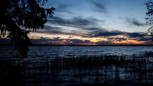 Dawn over the lake. Time lapse. 38 — Stock Video