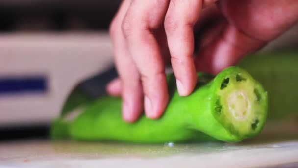 Man Hands Cutting Green Pepper Knife — Stock Video