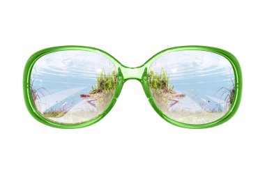 Kadın gözlük beyaz arka plan üzerinde izole yansıması ile.