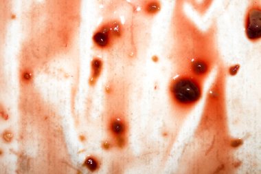 Beyaz bir arka plan üzerinde kan dokusu. Kan ve et parçaları arka plan.