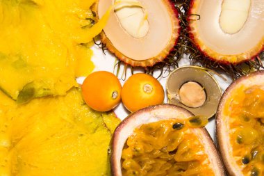 Egzotik tropik meyveler. Arka plan egzotik tropik meyve.