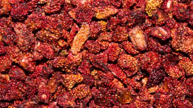 Kurutulmuş çilek. Kurutulmuş çilek arka planı.