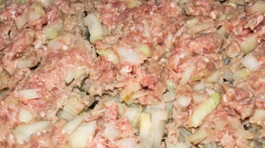 Soğanla kızartılmış kıyılmış. Soğan ile arka plan kıyma.
