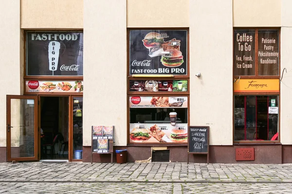 Cluj Napoca Romania Aprile 2018 Piccolo Ristorante Fast Food Con — Foto Stock