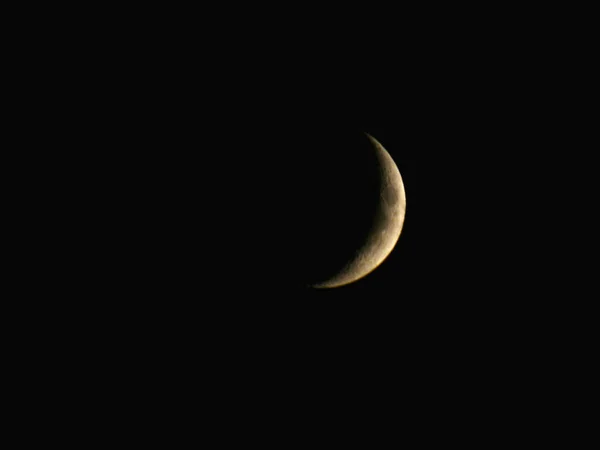 Orange Moon Wester Night Sky Waxing Crescent Phase Poco Prima — Foto Stock