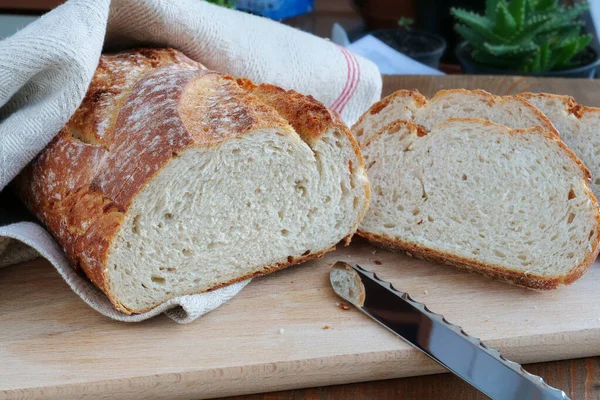 Freshly Baked Artisan Potato Bread Sliced Wooden Board — Stock Photo, Image