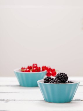 Kopya alanı ile ahşap Taze çilek ile Sağlıklı Gıda arka plan 