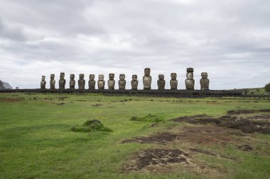 Moai heykeller Paskalya Adası, Şili
