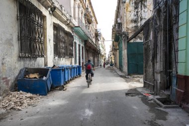 Tipik sokak Eski Havana Küba