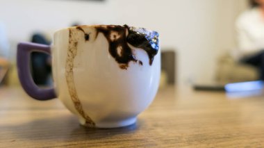 kahve fincanı, Türk kahvesi içme