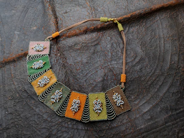 Women Handmade Beaded Necklace — Stock Photo, Image