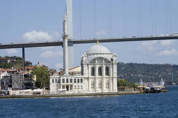 Ortaky Mecset Egyik Legfestőibb Beállításait Minden Isztambul Mecsetek — Stock Fotó