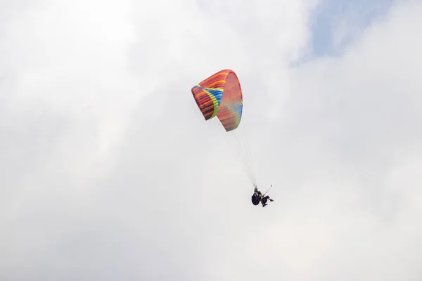 Gleitschirmfliegen Oludeniz Fethiye Mugla Türkei — Stockfoto