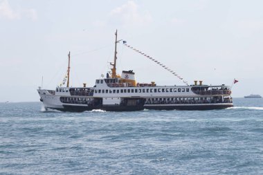 İstanbul, Türkiye Boğaz'da faaliyet gösteren yolcu feribotları