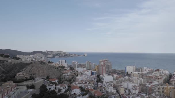 Gebäude Meer Berge Und Landschaft — Stockvideo