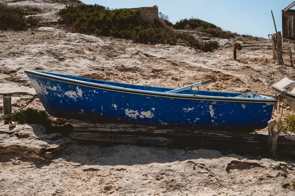 Деревянная Рыбацкая Лодка — стоковое фото