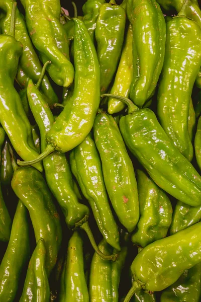 Valensiya orchard üzerinden taze yeşil biber