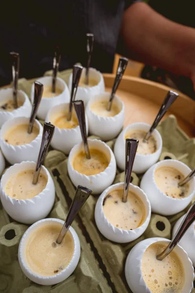 Garson servis yumuşak yumurta