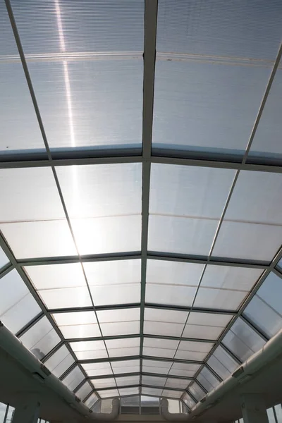 kapalı havuzu Kayar çatı